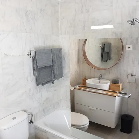 Centro, Piso Moderno, Playa, Wifi, Netflix Apartment *